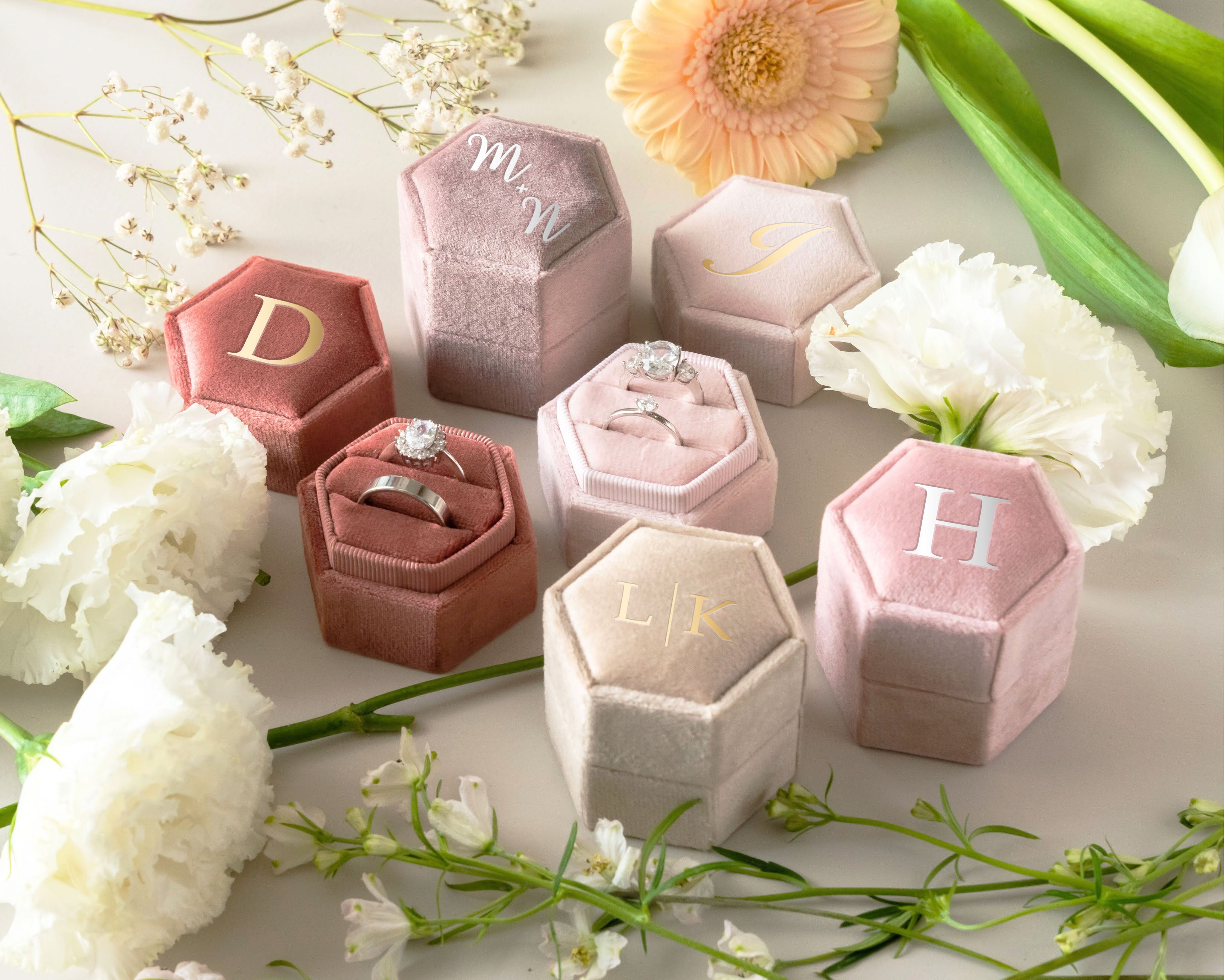 Vintage Hexagon Velvet Ring Box