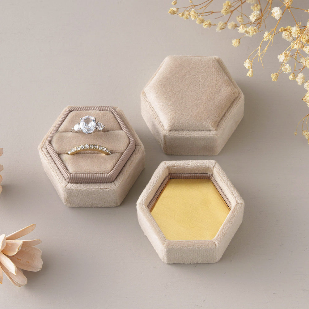 Vintage Hexagon Velvet Ring Box