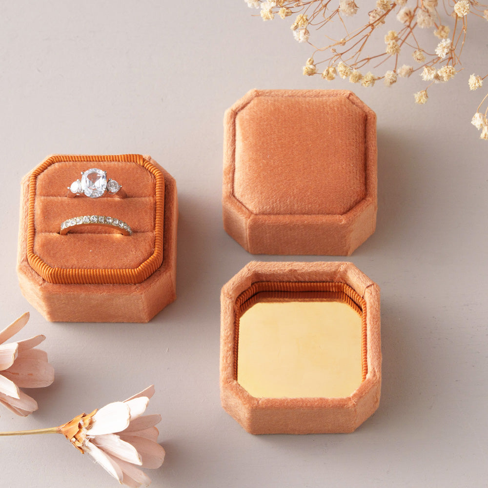 Double Slot Octagon Velvet Ring Box