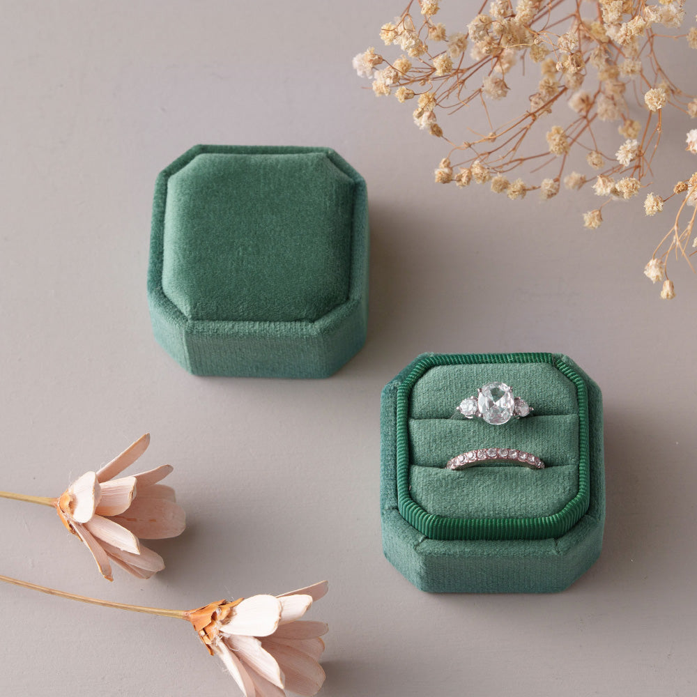 Double Slot Octagon Velvet Ring Box