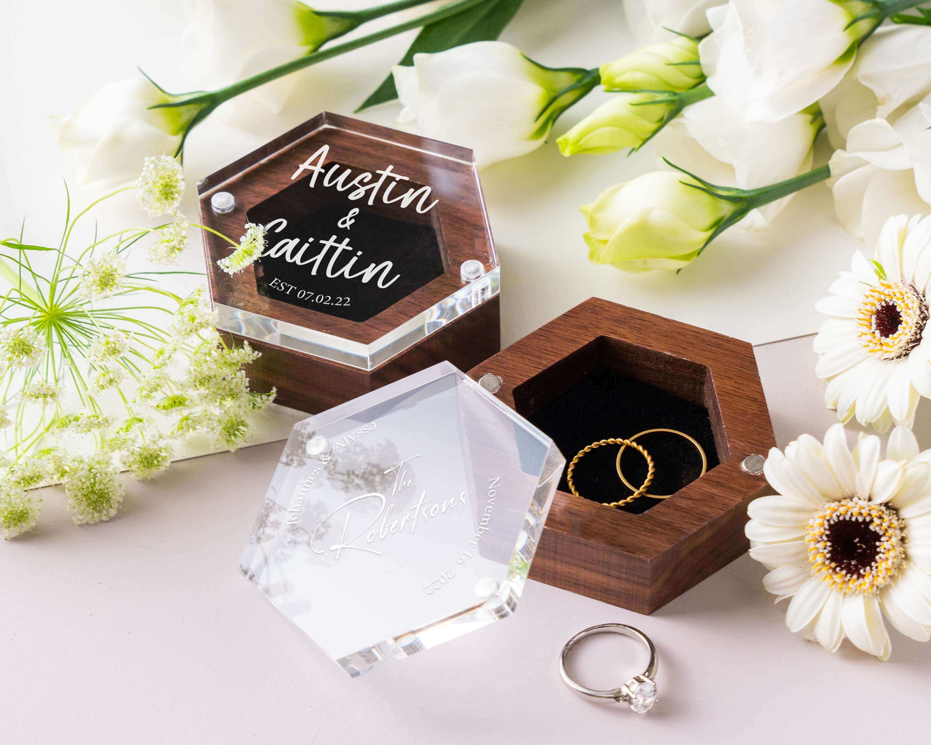 Two personalized ring bearer box with custom text - Hundred Hearts