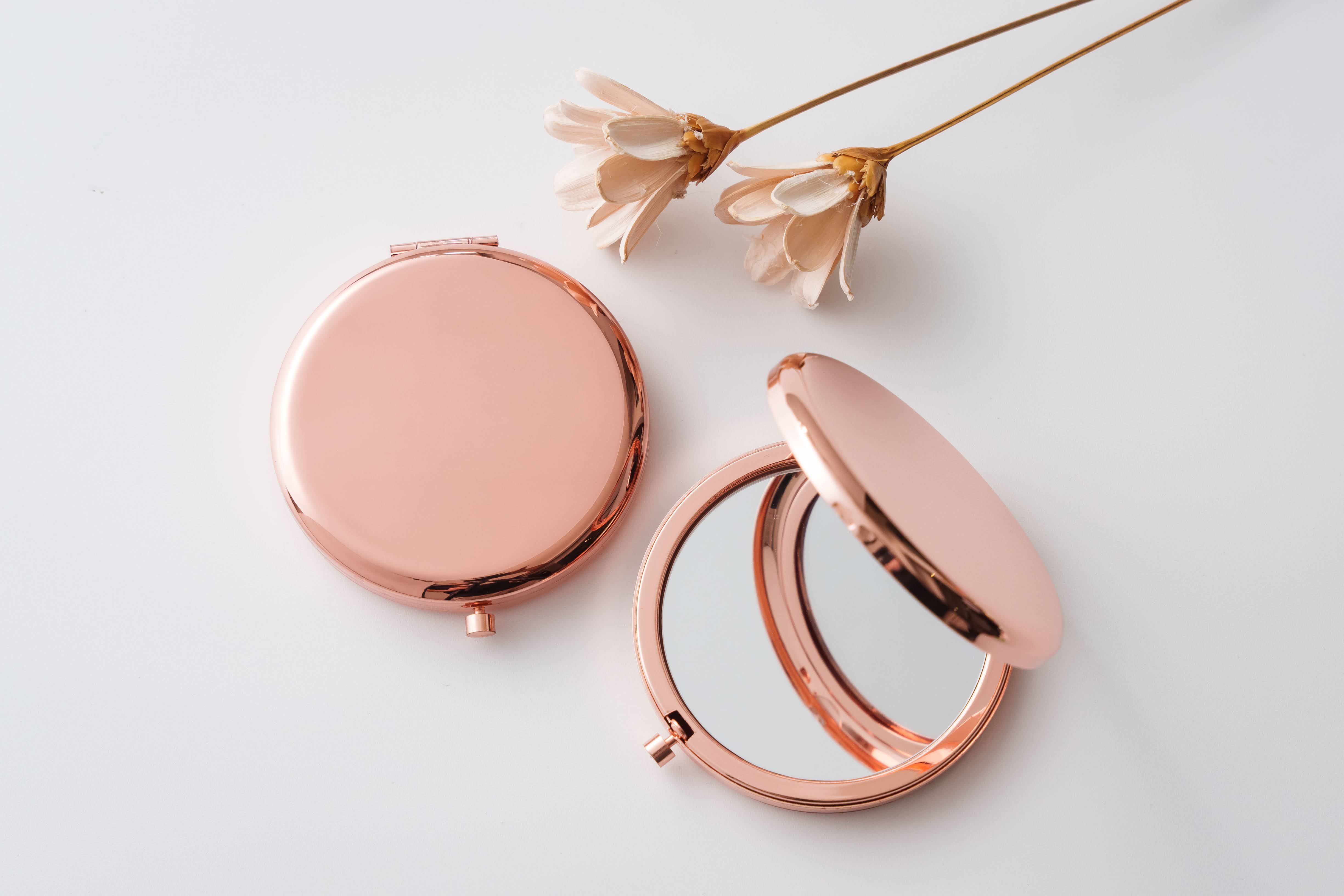 Compact Mirror Name with Flower Frame