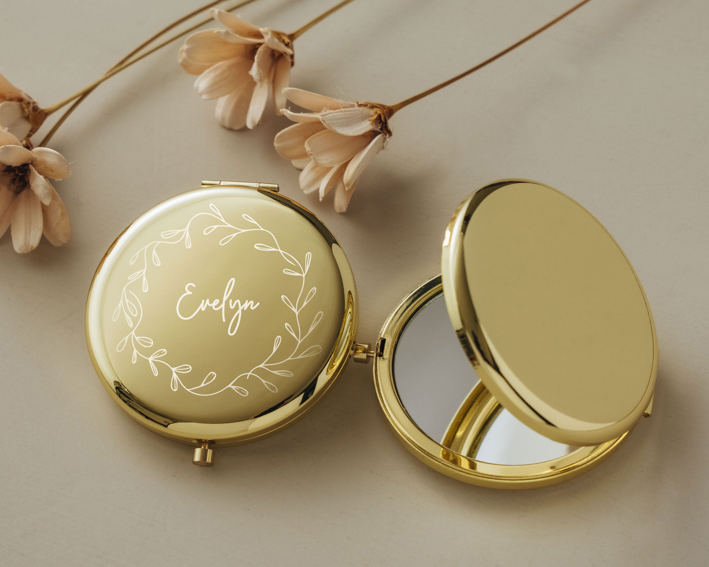 Compact Mirror Name with Flower Frame