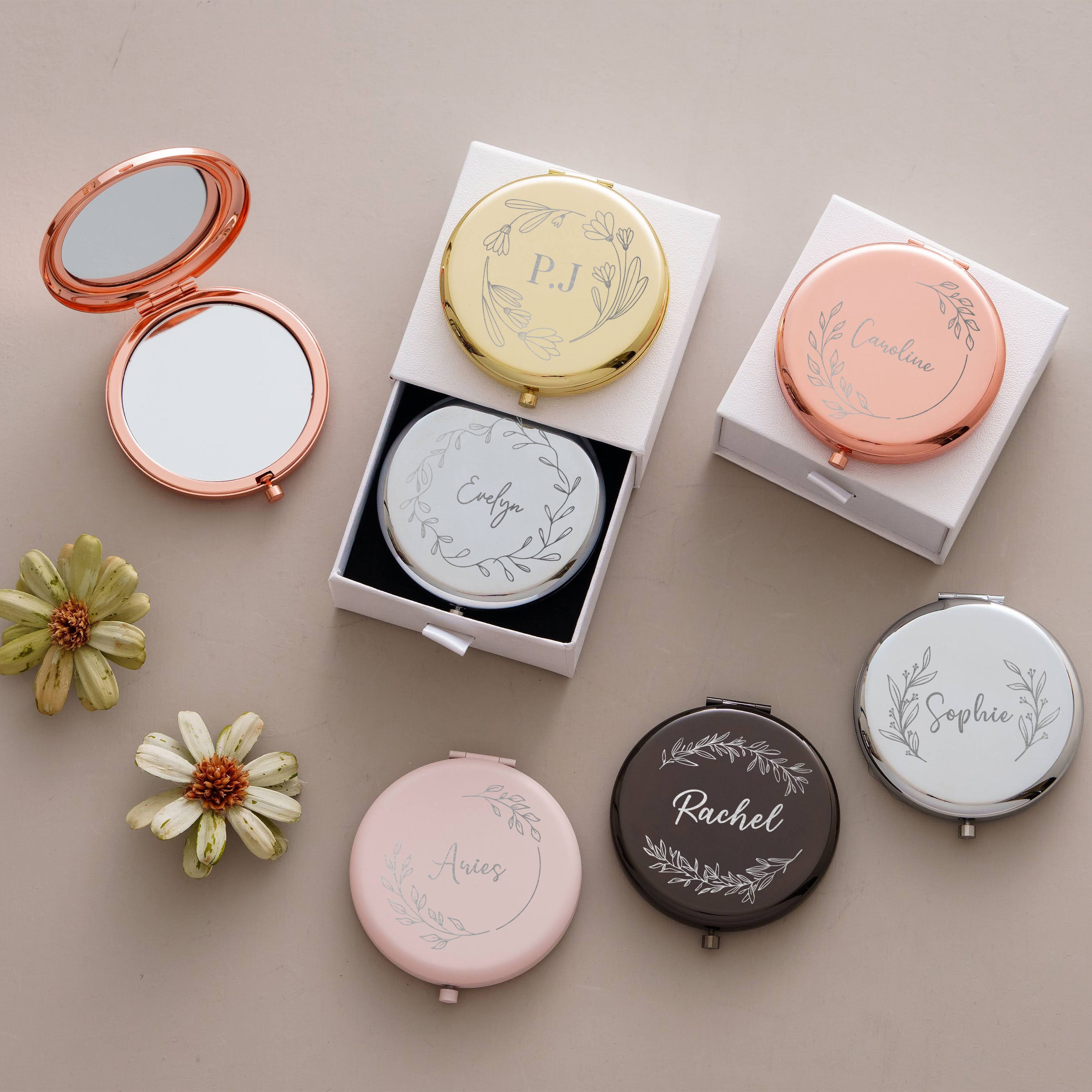 Compact Mirror Name with Flower Frame