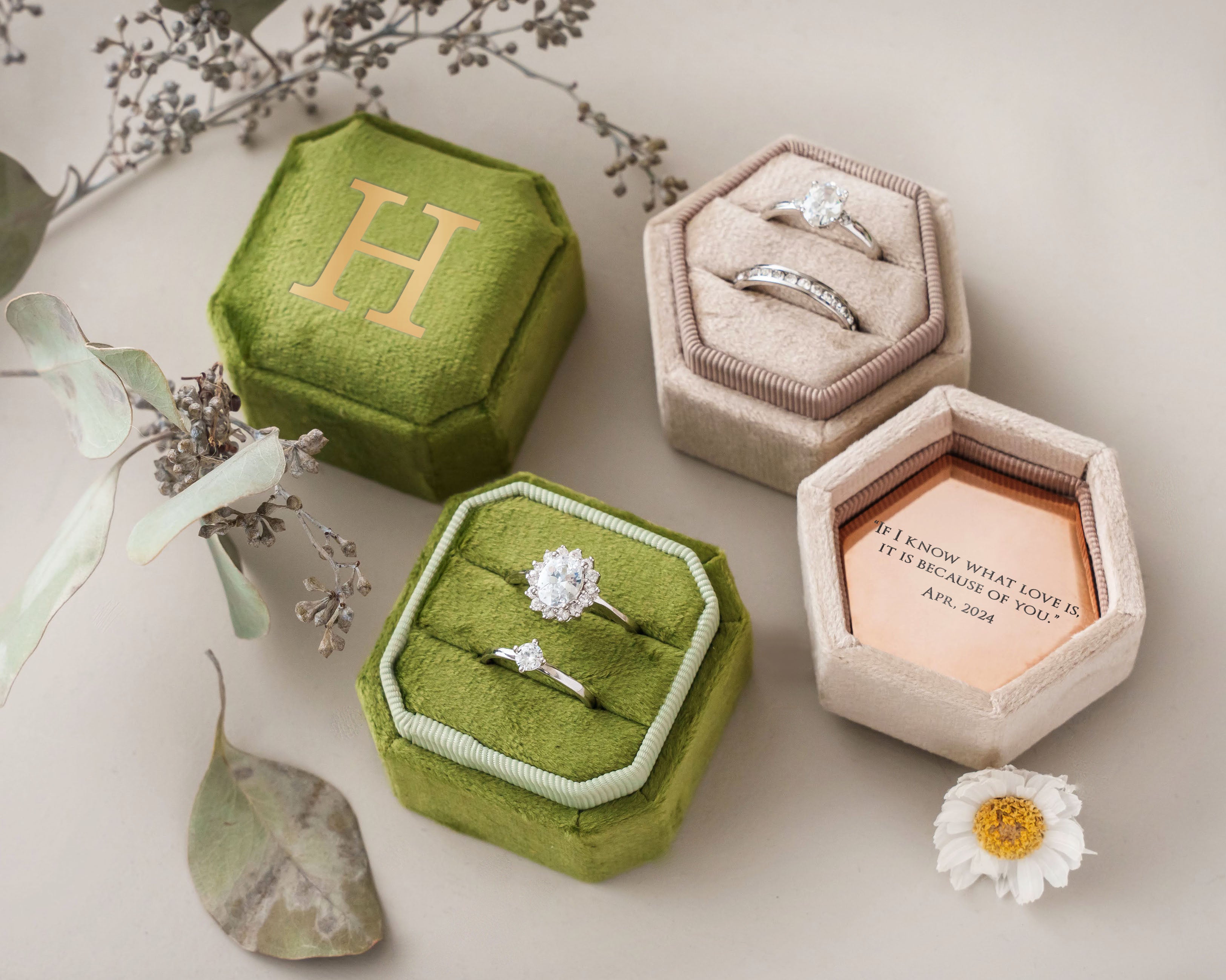 Vintage Hexagon Velvet Ring Box